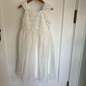Mia & Mimi size 4t white dress, worn once as flower girl dress.
